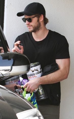 Liam Hemsworth Liam Hemsworth